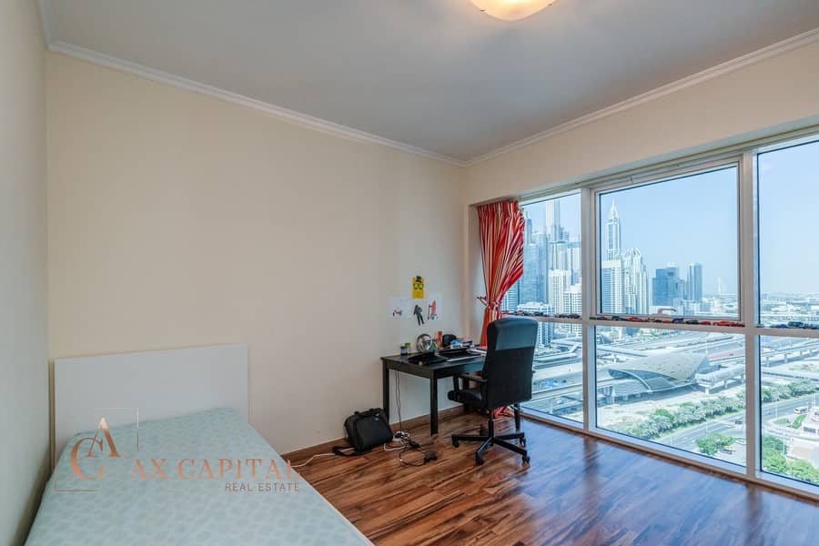 9 Park View | Close to Metro | Motivated Seller