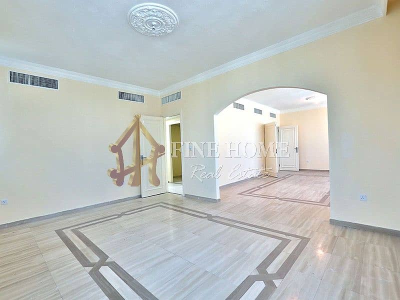 Квартира в Аль Халидия, 3 cпальни, 100000 AED - 5030719