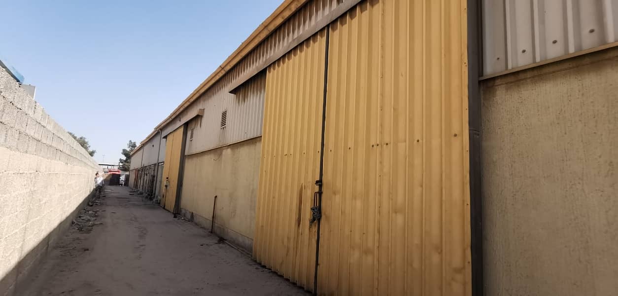 Warehouse for rent in Industrial City 10, with a prime location and an excellent price