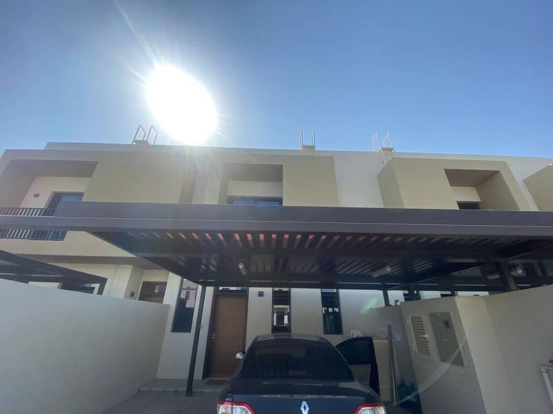 Luxury Living l Middle Unit l 3BHK Townhouse l Available For Rent  in Nasma