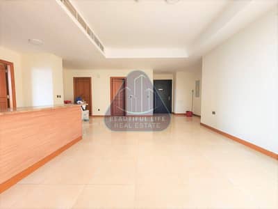 شقة 2 غرفة نوم للايجار في البرشاء، دبي - شقة في برج المراد البرشاء 1 البرشاء 2 غرف 74999 درهم - 6389676