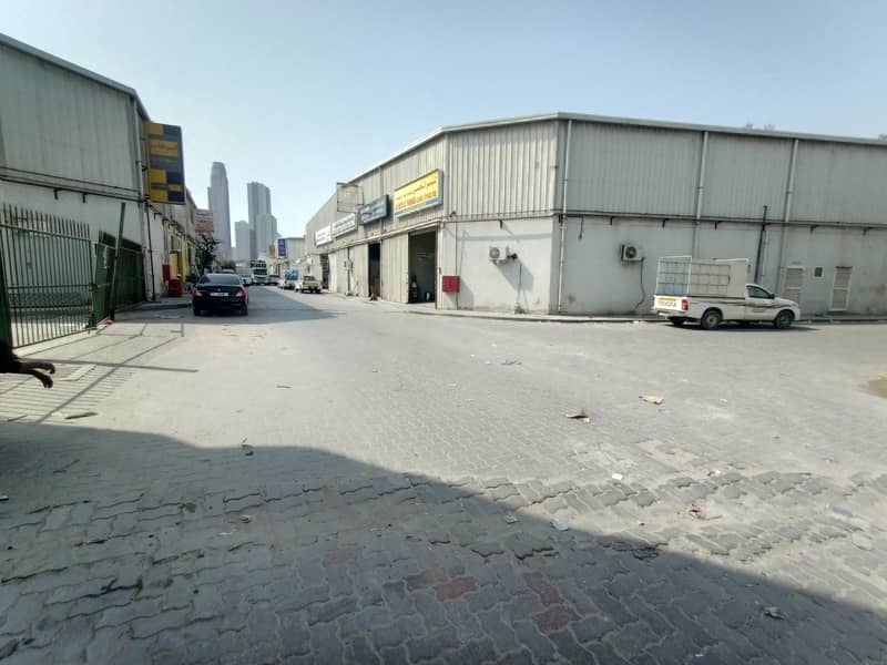 Brand New Warehouse IN AL NHADA INDUSTRIAL Area8 IN SHARJAH 1950sqft Rent Just 65k Only /Yearly