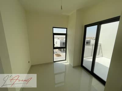 3 Bedroom Townhouse for Sale in DAMAC Hills 2 (Akoya by DAMAC), Dubai - End  Midlle Townhouse 3 bedroom with incredible price.
