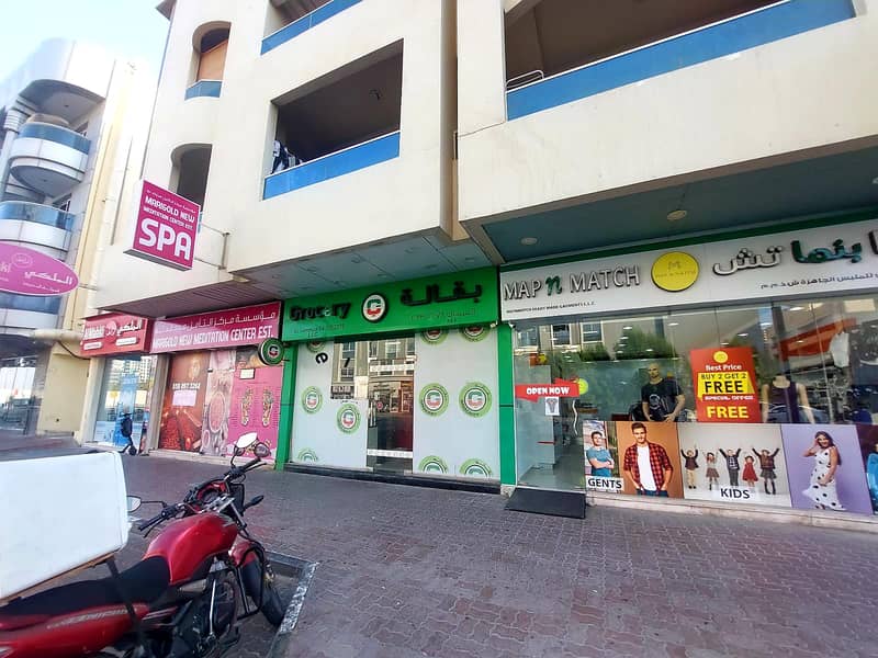 Running  Grocery  Business   Available  ! Limited offer  ! Near to Lumcy plaza  ! Rent 150k only