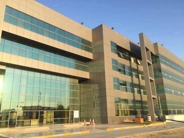Офис в Дубай Инвестиционный Парк (ДИП), 390000 AED - 2963983