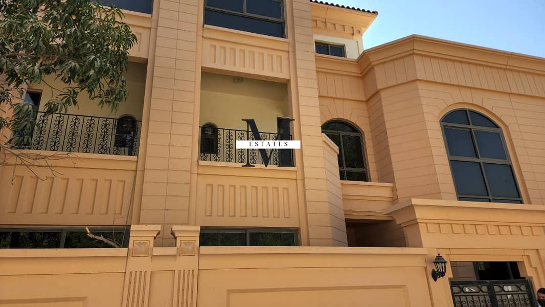 Luxurious villa in Al Karamah