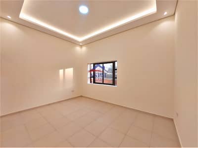 استوديو  للايجار في المشرف، أبوظبي - شقة في شارع السعادة المشرف 33999 درهم - 6509633