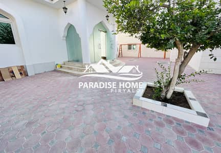 3 Bedroom Villa for Rent in Al Bahia, Abu Dhabi - COMMON GARDEN ! 3 BED & MAID INSIDE COVERED PARKING