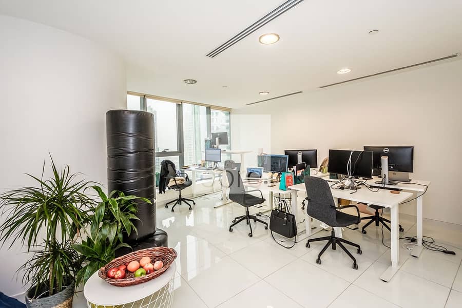 Fitted office for rent in Platinum Tower