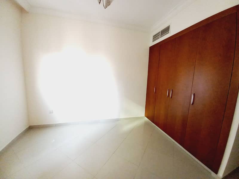 No Commission 1bhk with wardrobes, gym, s/pool in al Taawun area rent 25k in 4/6 cheqs