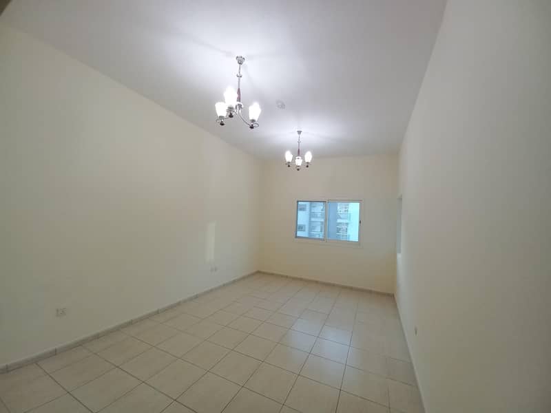 Spacious 1BR || Near to Super Market || 40K