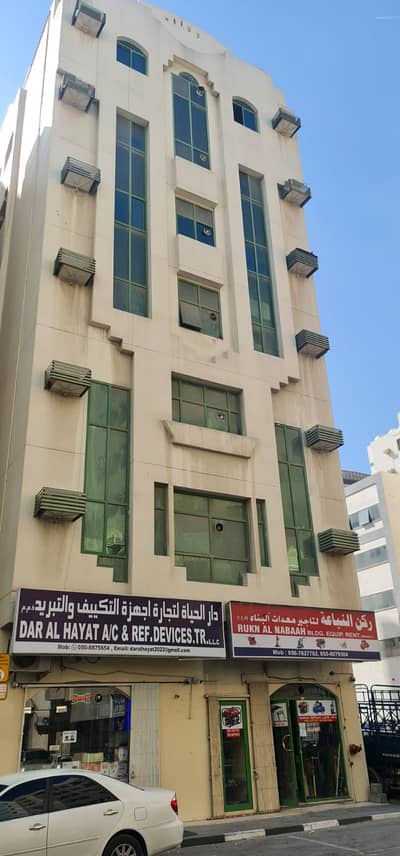 Building for Sale in Al Nabba, Sharjah - ***HOT FOR SALE-3000 sqft Commercial Building with Flats and Shop Available in Al Nabba, Sharjah*