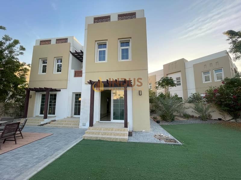 Single Row 3BR Villa in Mudon for Rent