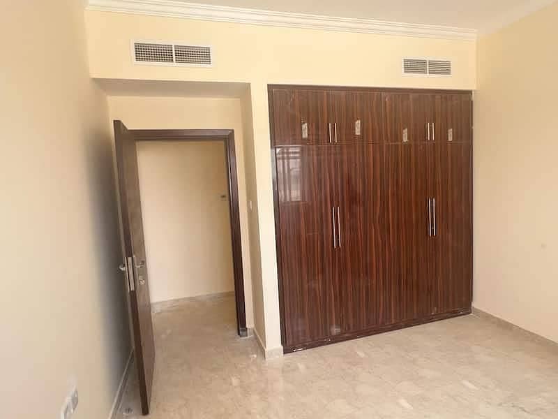 Brand New 1Bhk Apartment Rent Just 26k,27k with Wardrobes in Al Jadaa