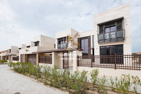 6 Bedroom Villa for Sale in Saadiyat Island, Abu Dhabi - Luxurious Villa| Stunning Location |Private Pool