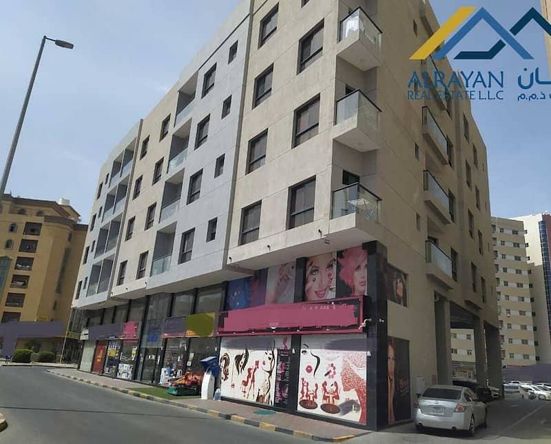 Residential-commercial building for sale at a very special price, corner of Qar streets, corner, fre