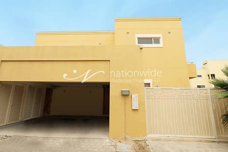 4 Bedroom Villa for Sale in Al Raha Gardens, Abu Dhabi - Hot Deal! Dazzling Type A Home Perfect For Family