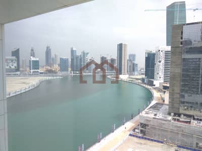 2 Bedroom Apartment for Sale in Business Bay, Dubai - Lake n Burj View | Prime Location | 2 BHK | Spacious