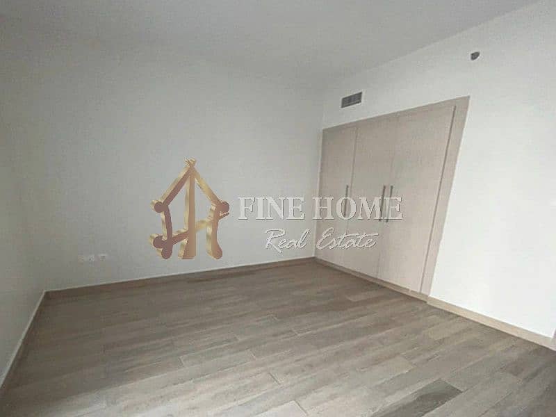 Semi Furnished | Apartment 1BR+Terrace |Good Price