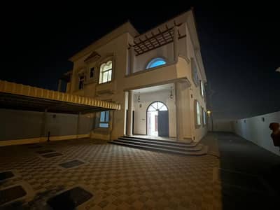 5 Bedroom Villa for Rent in Al Tai, Sharjah - Spacious 5 bedrooms villa is available for rent in Altai for 110000