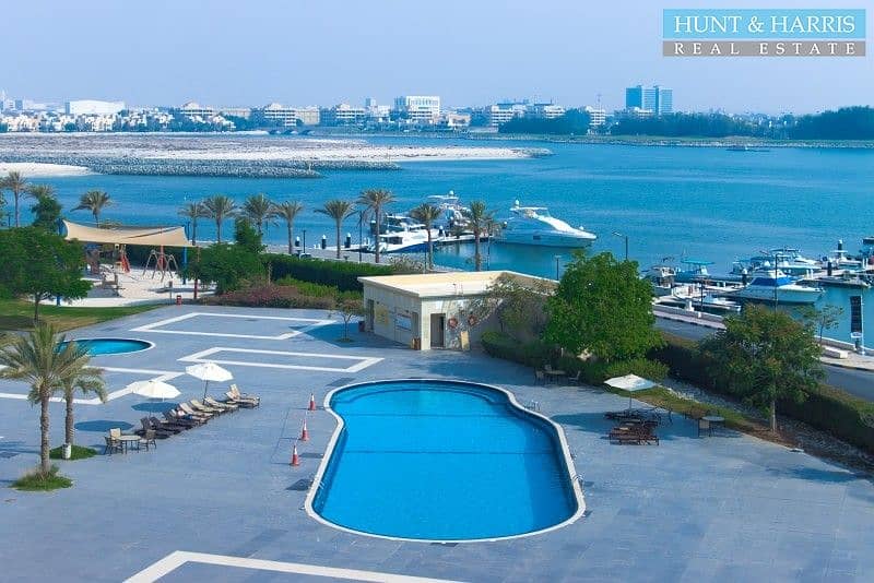 Sea View - 3 Bed & Maid - Well Maintained Apartment