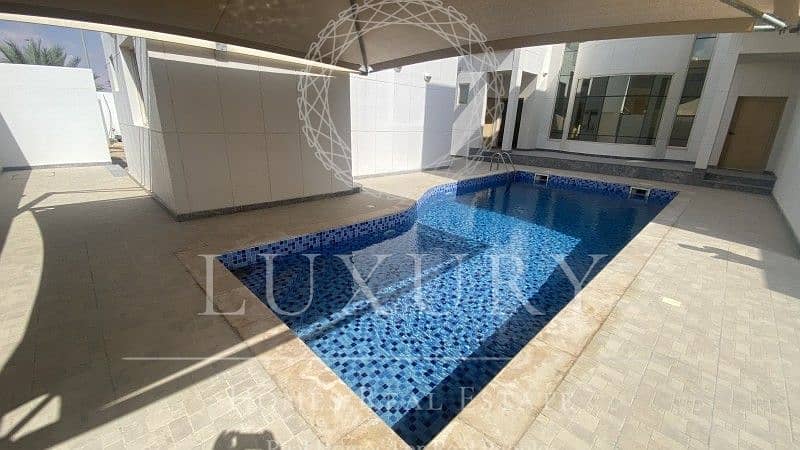 Modern Style Beautiful View Private Swimming Pool