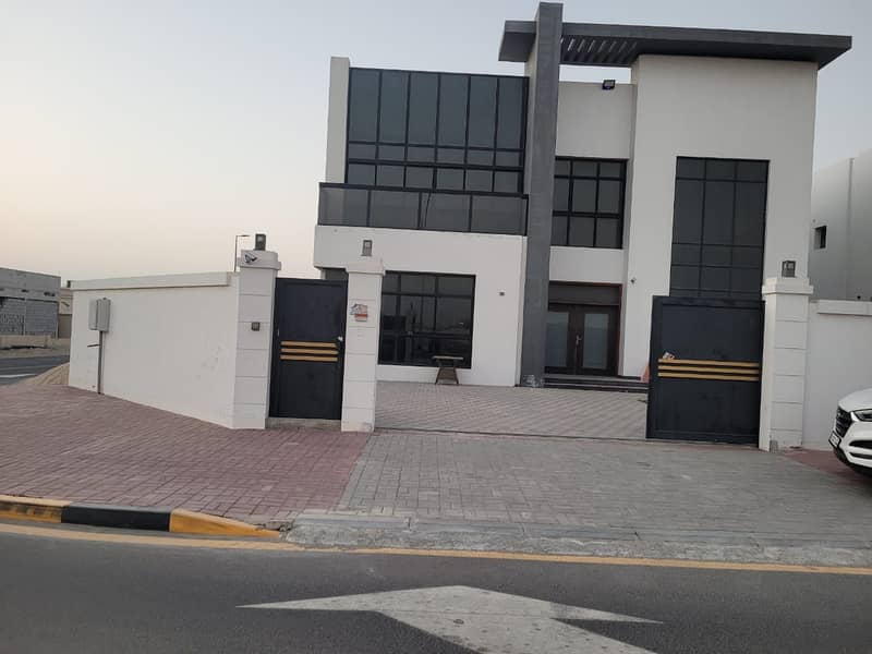 Two-storey villa with excellent finishing for rent in Raqaib