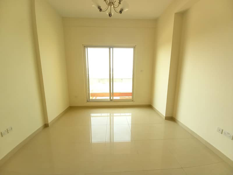 HUGE 3BHK  10 to 15 DAYS FREE WITH BALCONY OPEN VIEW  3  WASHROOMS AND WARDROBES NEAR TO POND PARK