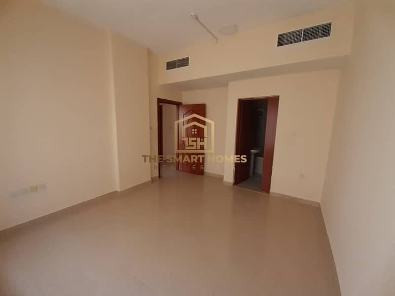Квартира в Аль Кулайя，Бич Апартментс, 2 cпальни, 23000 AED - 6564258