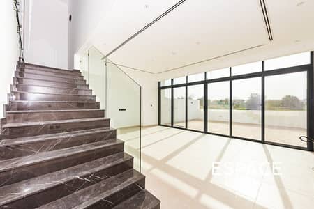 3 Bedroom Villa for Sale in Jumeirah Golf Estates, Dubai - 3 Bedrooms | Luxury Living | Spacious