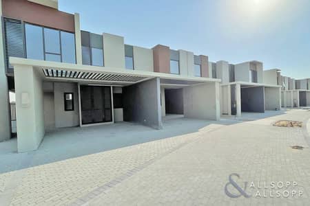 3 Bedroom Townhouse for Sale in Dubailand, Dubai - 3 Bed Plus Maid | Single Row | Middle Unit