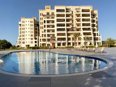 1 Bedroom Apartment for Rent in Al Hamra Village, Ras Al Khaimah - Fully Furnished - Direct access to Pool and Marina