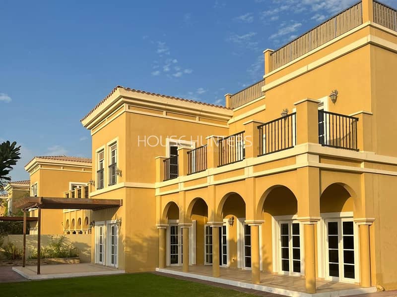 Вилла в Вилла，Центро，Центро Камино 14, 4 cпальни, 250000 AED - 6565689