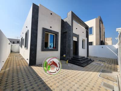 4 Bedroom Villa for Sale in Al Helio, Ajman - For urgent sale, without down payment and at a snapshot price, stop paying exorbitant rents, and with a small premium, you own it 100% free for life,