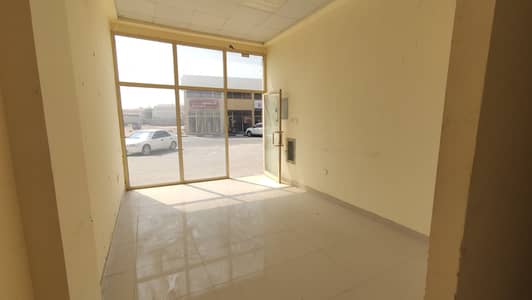 محل تجاري  للايجار في الحميدية، عجمان - Indoor Space