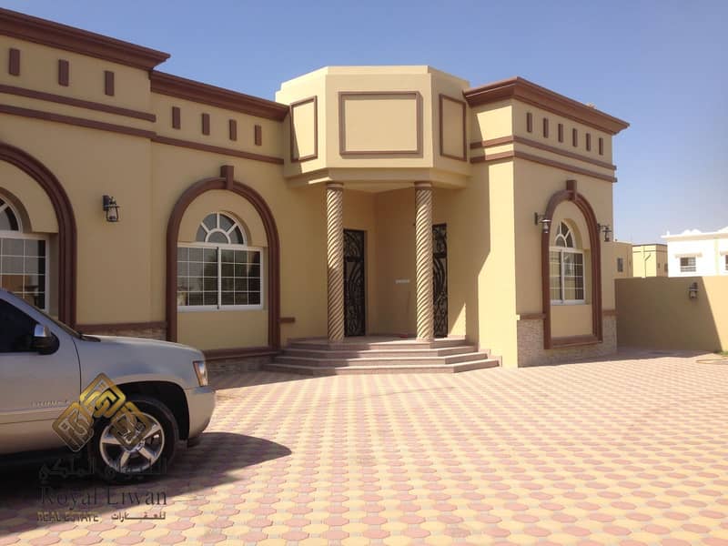 4 BEDROOM SINGEL STORY VILLA AVAILABLE FOR RENT IN AL BARSHA SOUTH 2
