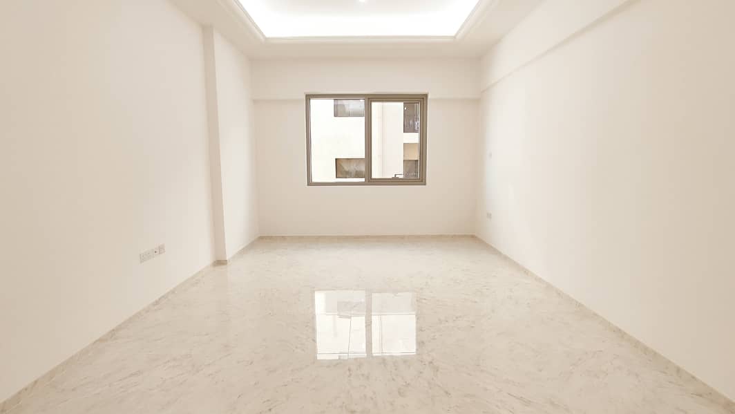 位于纳德-阿尔-哈马尔综合区，哈萨尼23号楼 1 卧室的公寓 43000 AED - 6564570