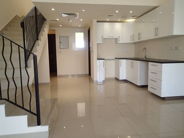 Renovated 2 Bed Townhouse - Close to the Pool - Al Hamra