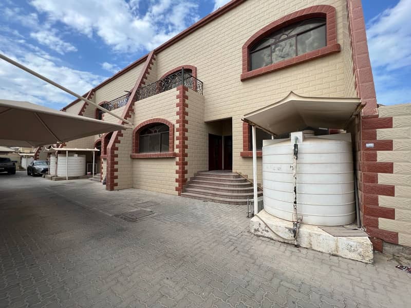 位于哈里发城 4 卧室的别墅 125000 AED - 6565432 位于哈里发城 4 卧室的别墅 125000 AED - 6565432