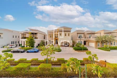 Stunning | Upgraded Villa With Golf View