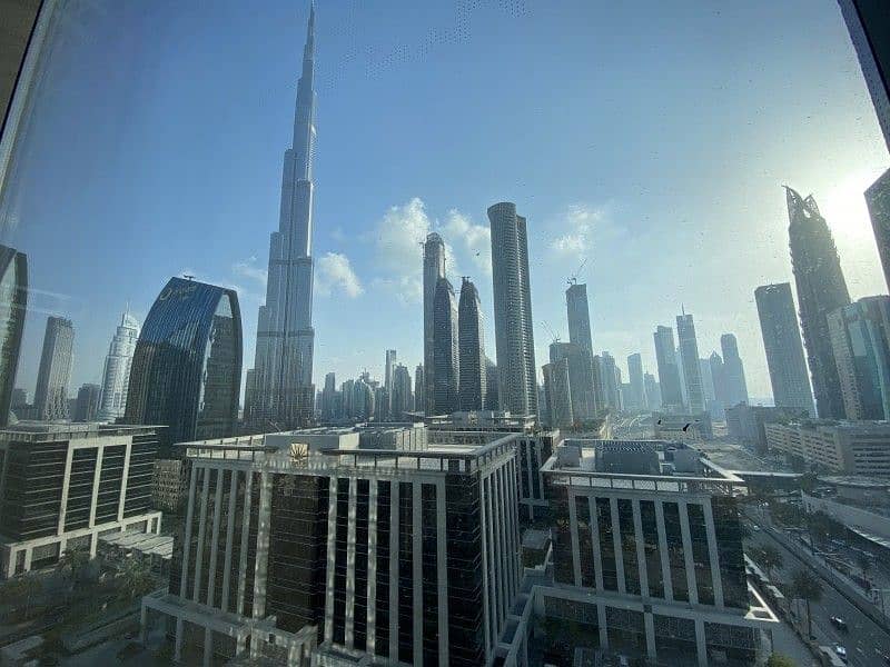 مکتب في برج بنك ستاندراد تشارتد وسط مدينة دبي 1269000 درهم - 5876565