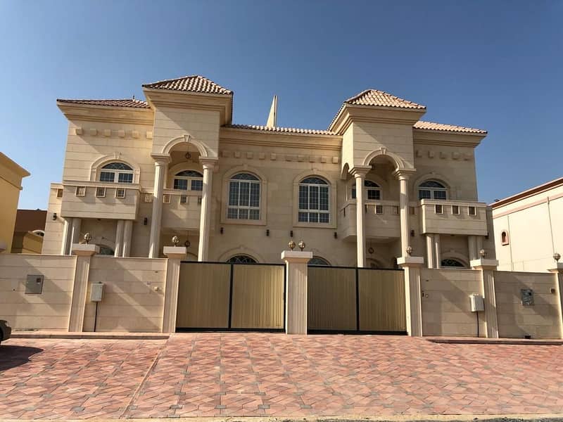 10 bedrooms villa available for rent in al Mowaihat 2