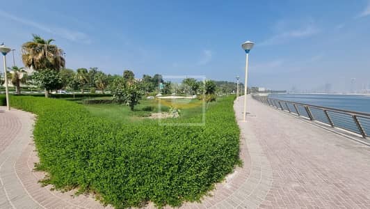 ارض سكنية  للبيع في الممزر، دبي - ارض سكنية في ذا سكوير الممزر 9394200 درهم - 6483139