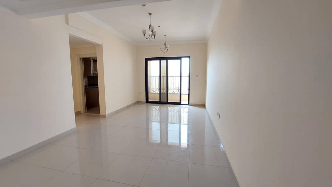 OPEN VIEW BALCONY COVERD PARKING BIG SIZE FOR 2BHK JUST 34K