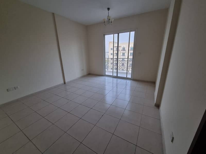 Emirates One bedroom with balcony for rent 29k