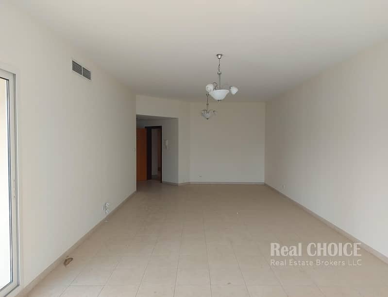 Spacious 3BR | Maids Room| 12 Payments | Balcony