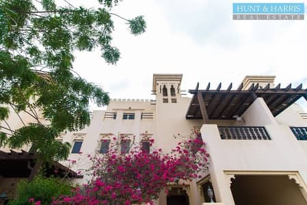 4 Bedroom Townhouse for Rent in Al Hamra Village, Ras Al Khaimah - Upgraded Townhouse - Big Bedrooms - Golf Course View