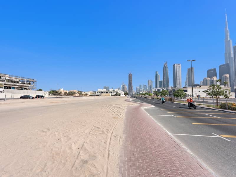 Freehold Villa Plot in Al Wasl , Multiple Plots on sale