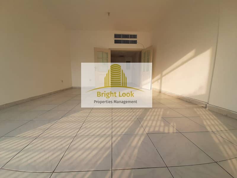 Well Maintained 2BHK Apartment in 55,000/y at Electra street