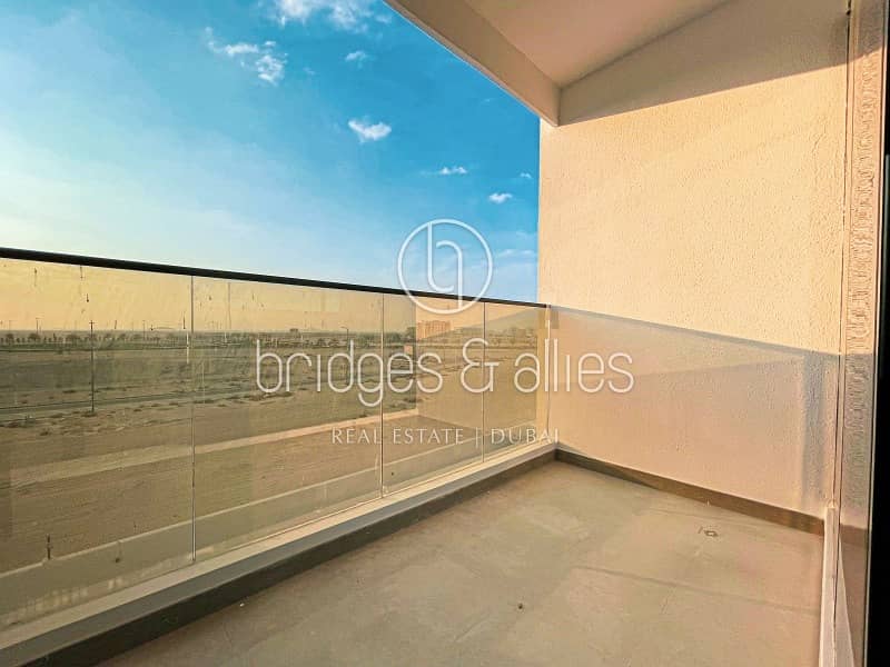 BIG TERRACE APARTMENT | BRIGHT 1 BED | BRAND NEW